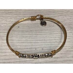 L & D Goldtone Bracelet Textured Wired Silver Heart Made in the USA‎